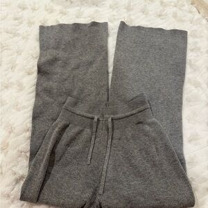 Uniqlo Light Gray Ribbed Knit Pants